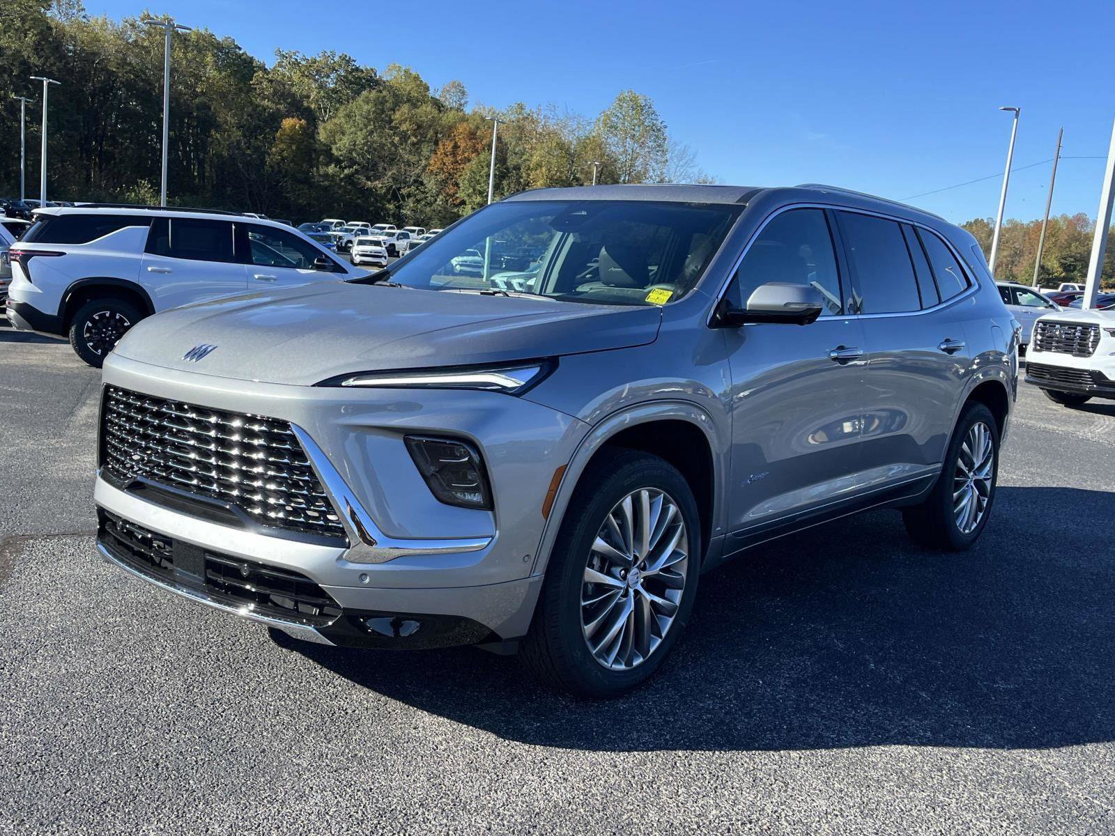 New 2026 Buick Enclave Avenir w/ Super Cruise Package image 3
