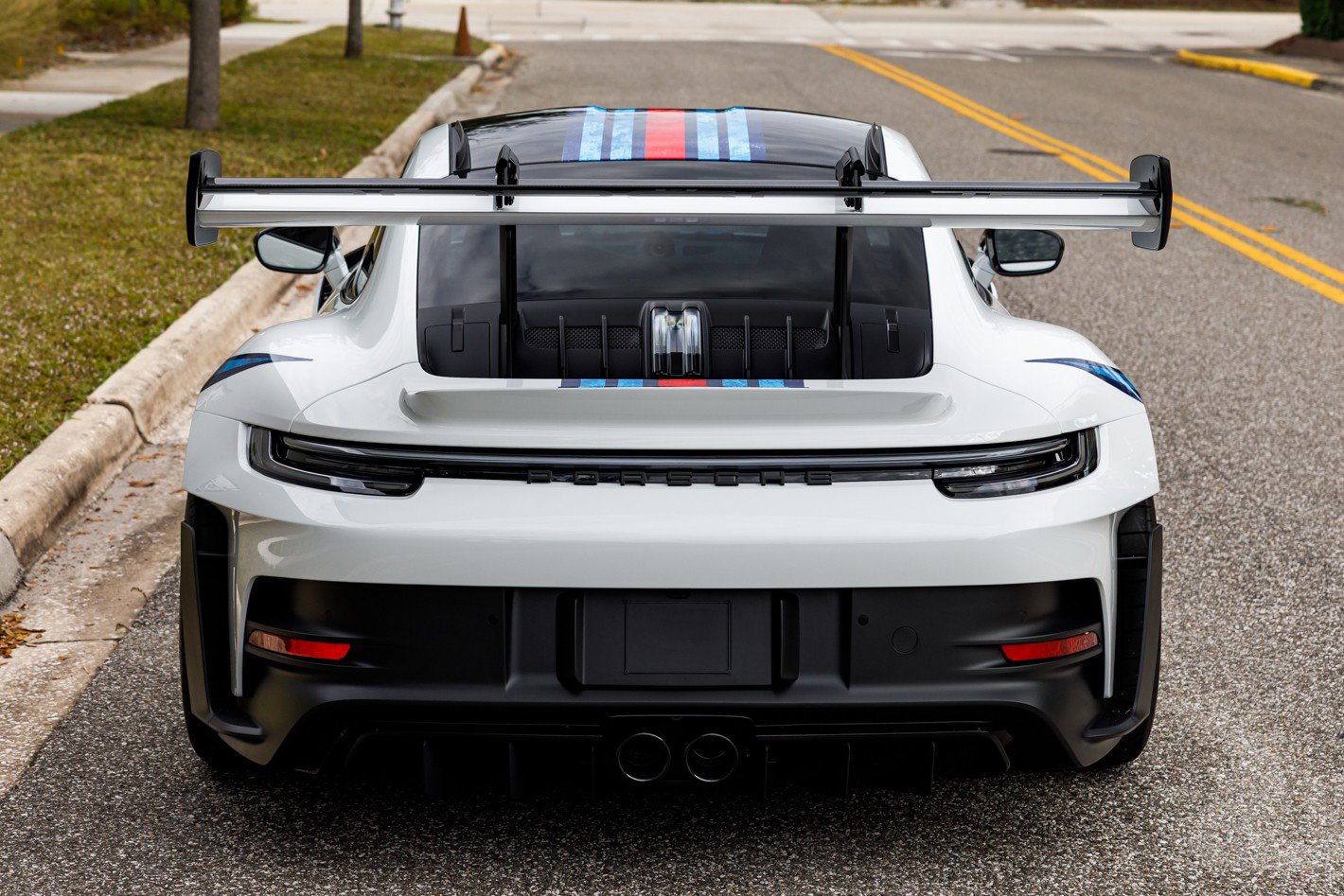 Used 2025 Porsche 911 GT3 RS image 9