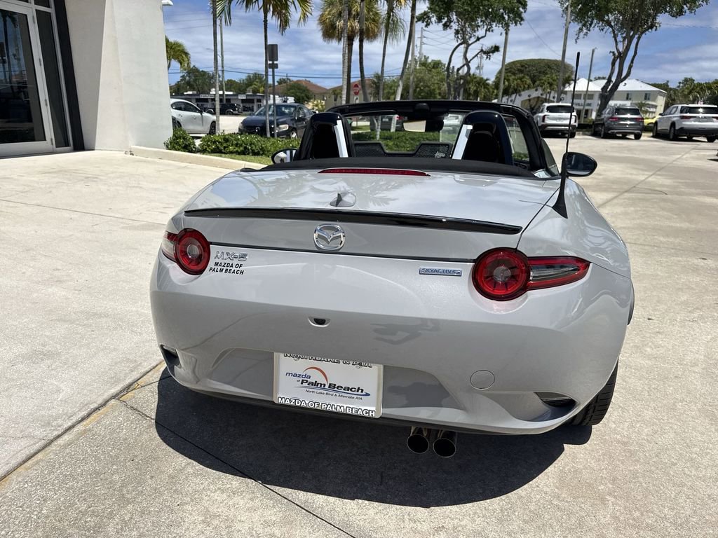 New 2026 MAZDA MX-5 Miata Club w/ Interior Package RWD image 25