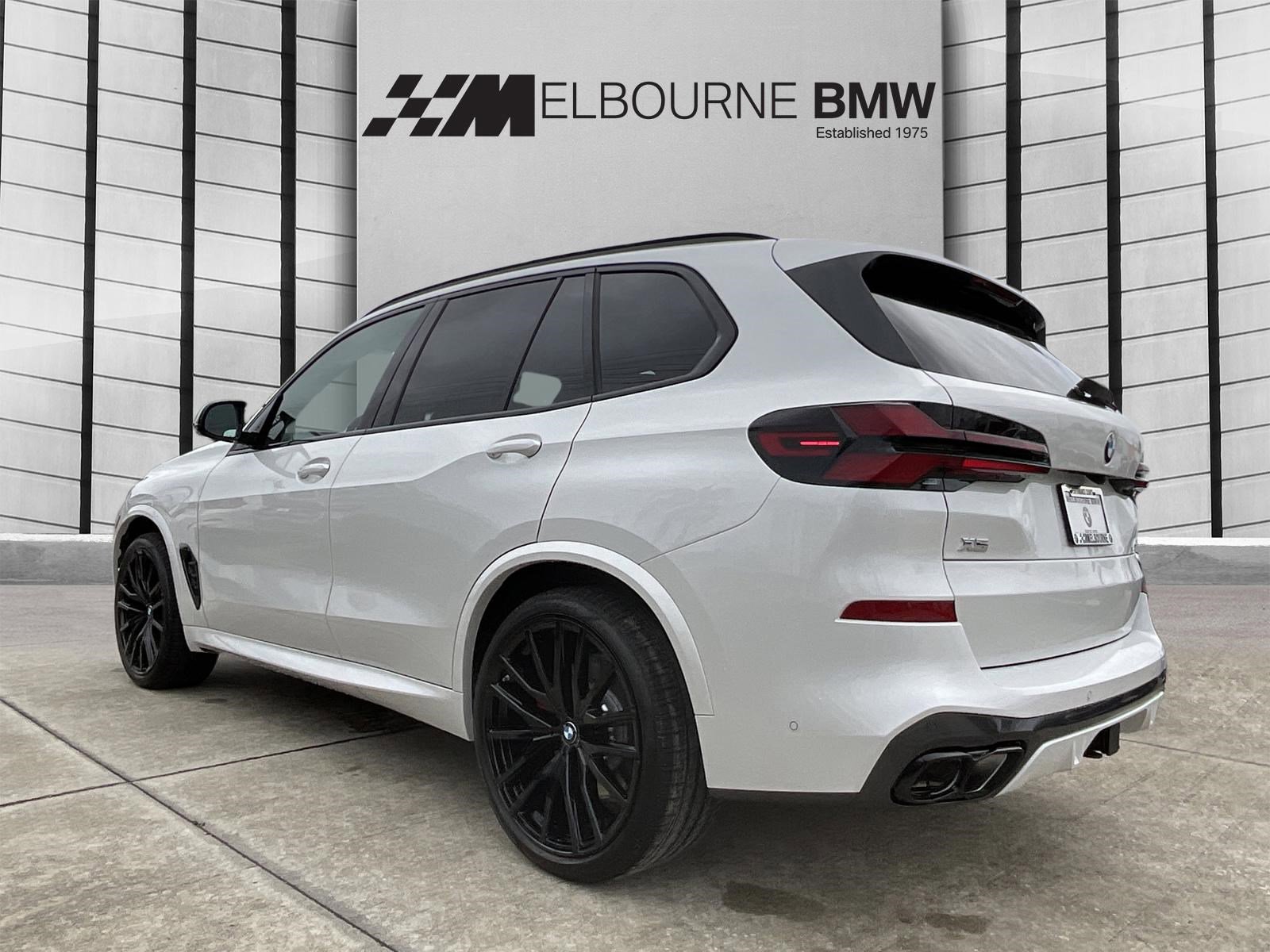 New 2026 BMW X5 M60i AWD/4WD image 6