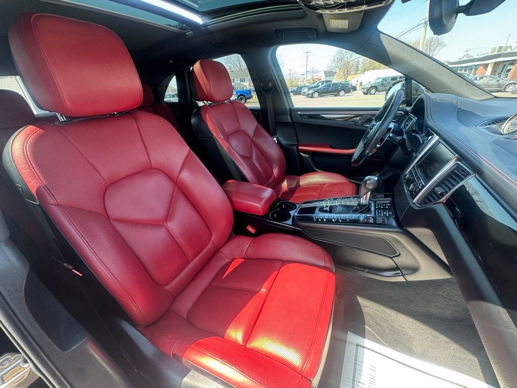 Used 2016 Porsche Macan S image 26