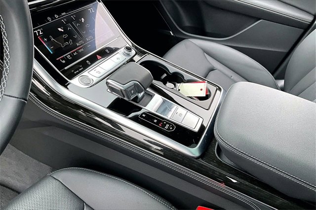 Used 2025 Audi Q8 Premium Plus w/ Premium Plus Package image 14