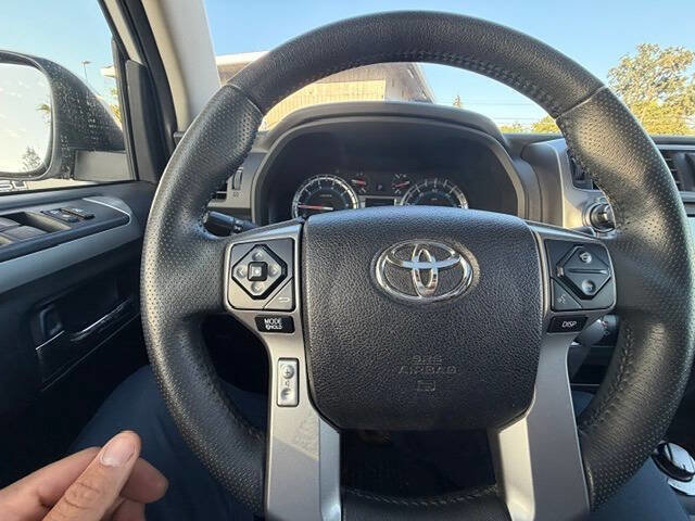 Used 2019 Toyota 4Runner SR5 Premium AWD/4WD image 36