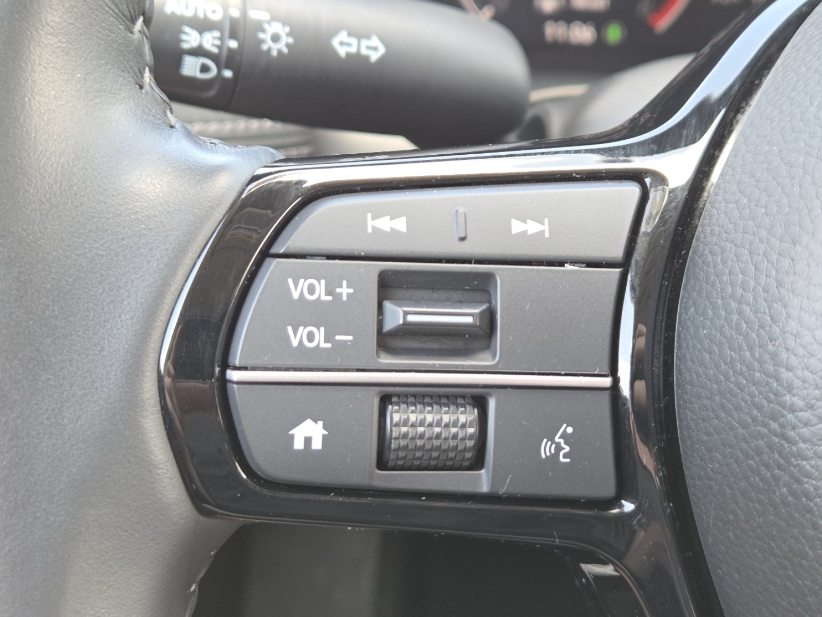 Used 2023 Honda HR-V EX-L image 34