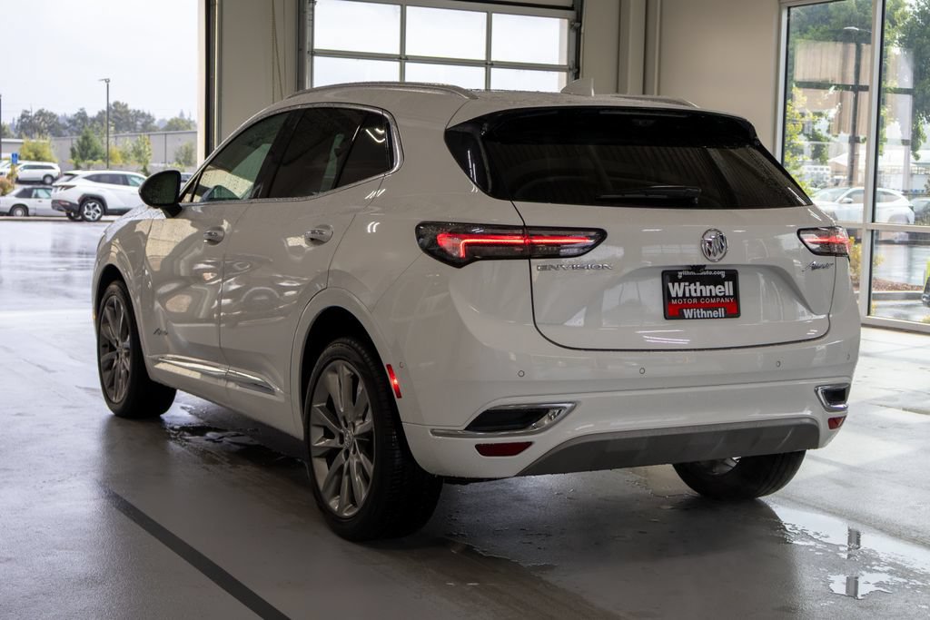 Used 2022 Buick Envision Avenir w/ Technology Package II FWD image 9