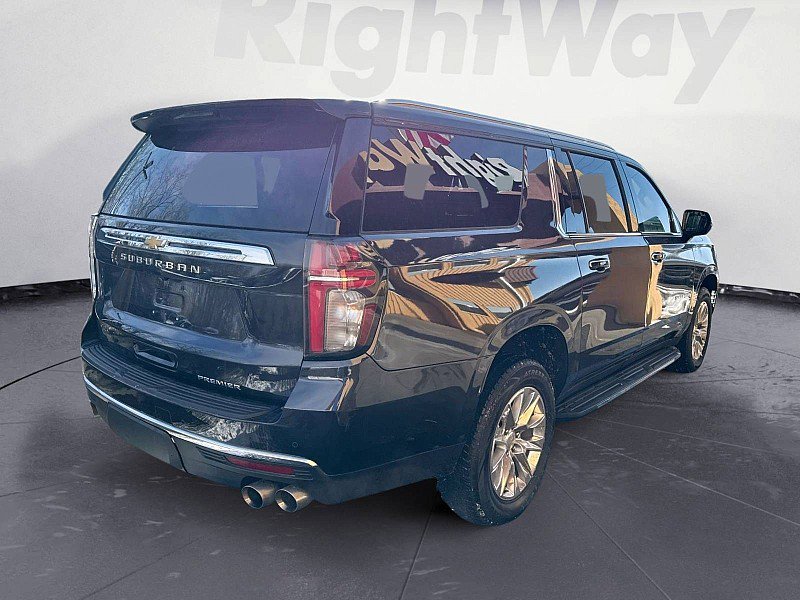 Used 2023 Chevrolet Suburban Premier AWD/4WD image 5