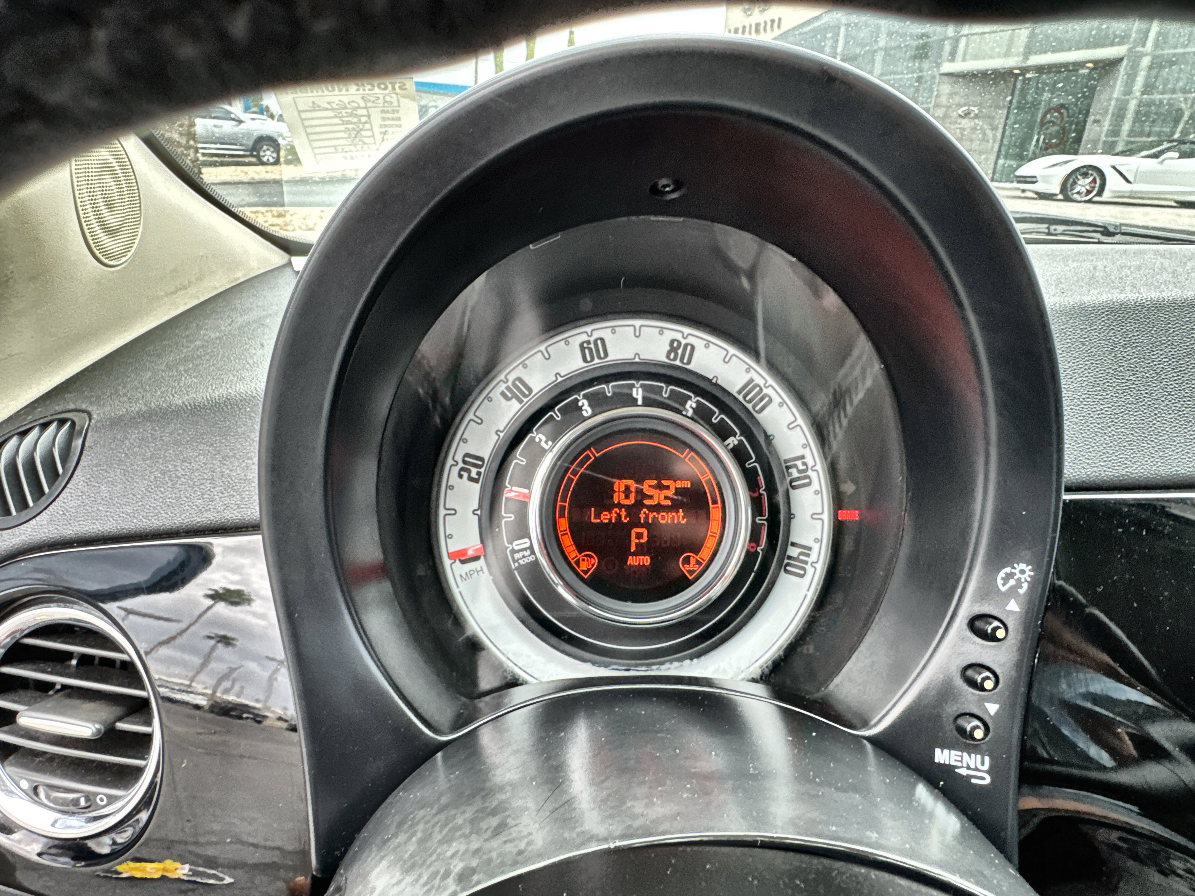 Used 2015 FIAT 500 Pop FWD image 11