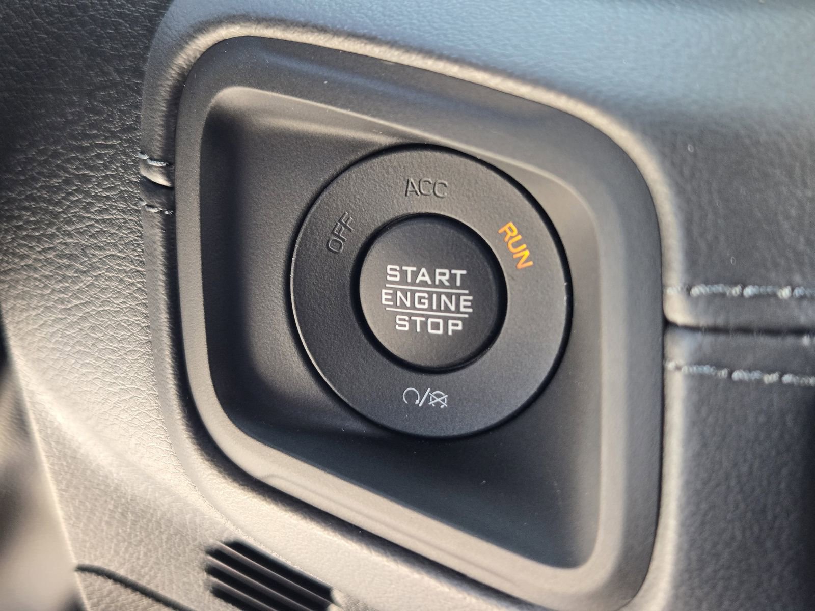 New 2025 Jeep Wrangler Sahara image 18