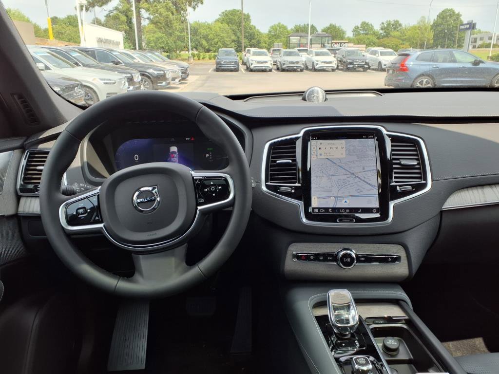 Used 2024 Volvo XC90 T8 Ultimate image 13
