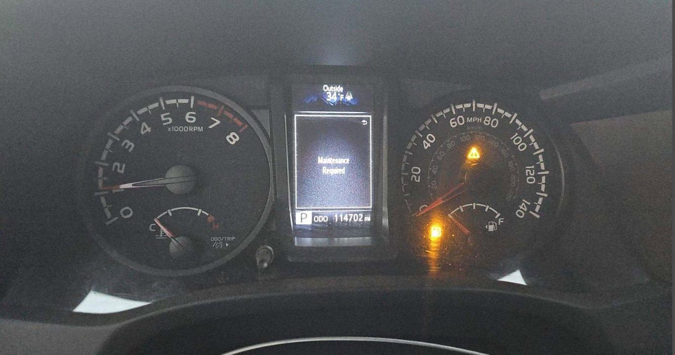 Used 2020 Toyota Tacoma SR AWD/4WD image 9