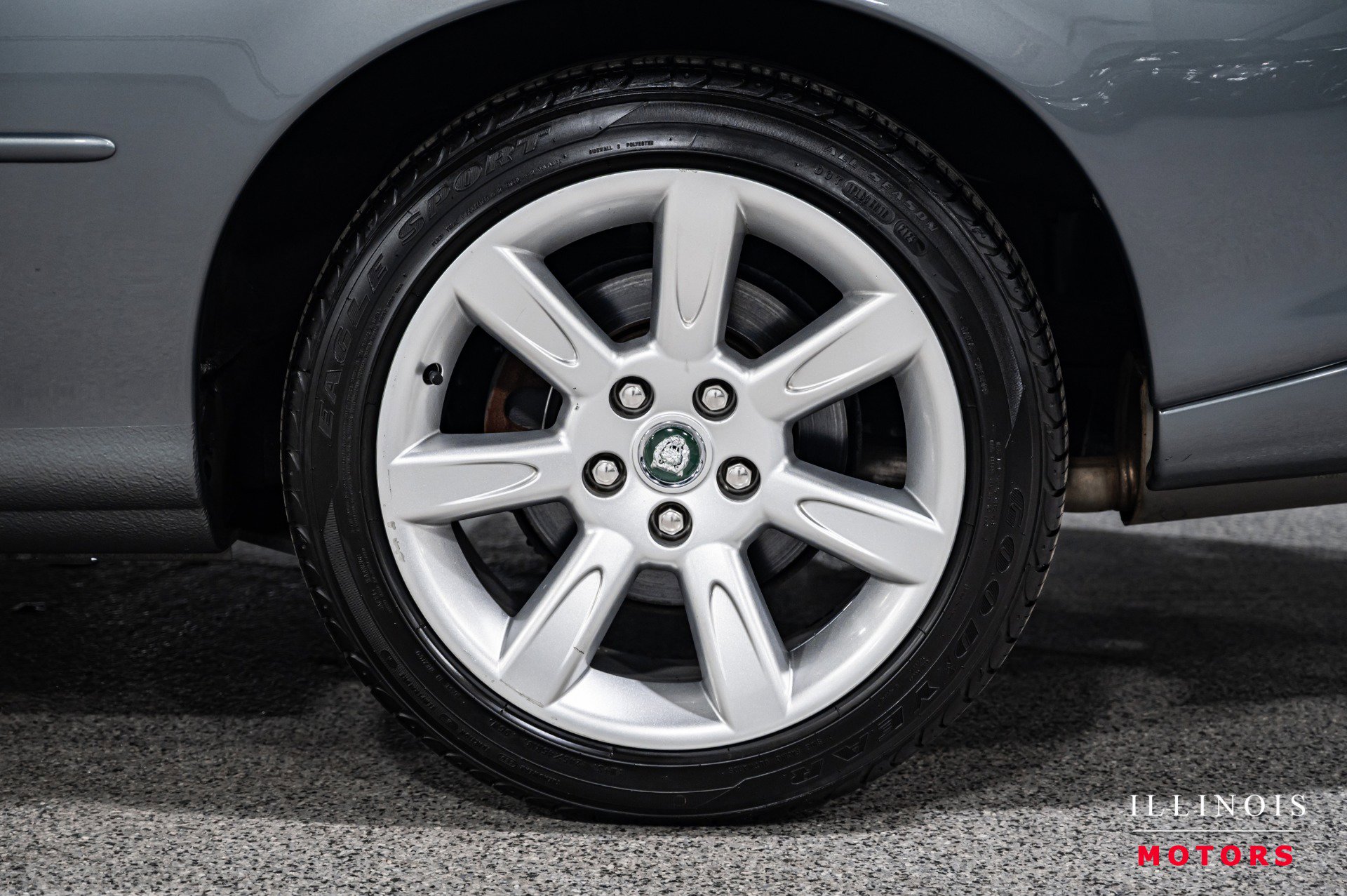 Used 2003 Jaguar XK8 Coupe image 13