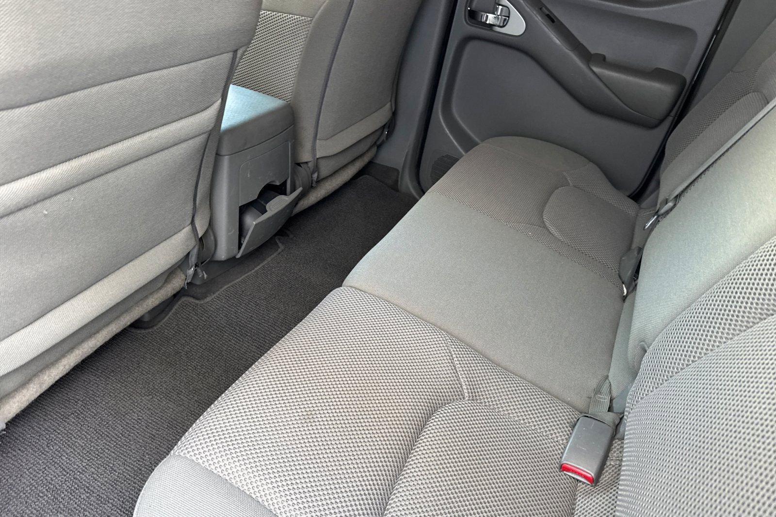 Used 2021 Nissan Frontier SV RWD image 13