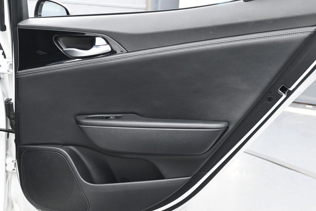 Used 2022 Kia Stinger GT-Line RWD image 23