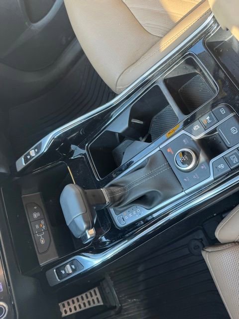 Used 2024 Kia Sorento SX Prestige w/ Olive Brown Leather Package image 21