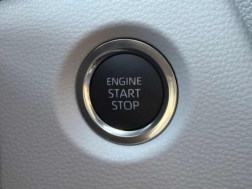 New 2026 Toyota Corolla SE FWD image 36