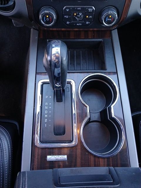 Used 2015 Ford Expedition EL Platinum image 19