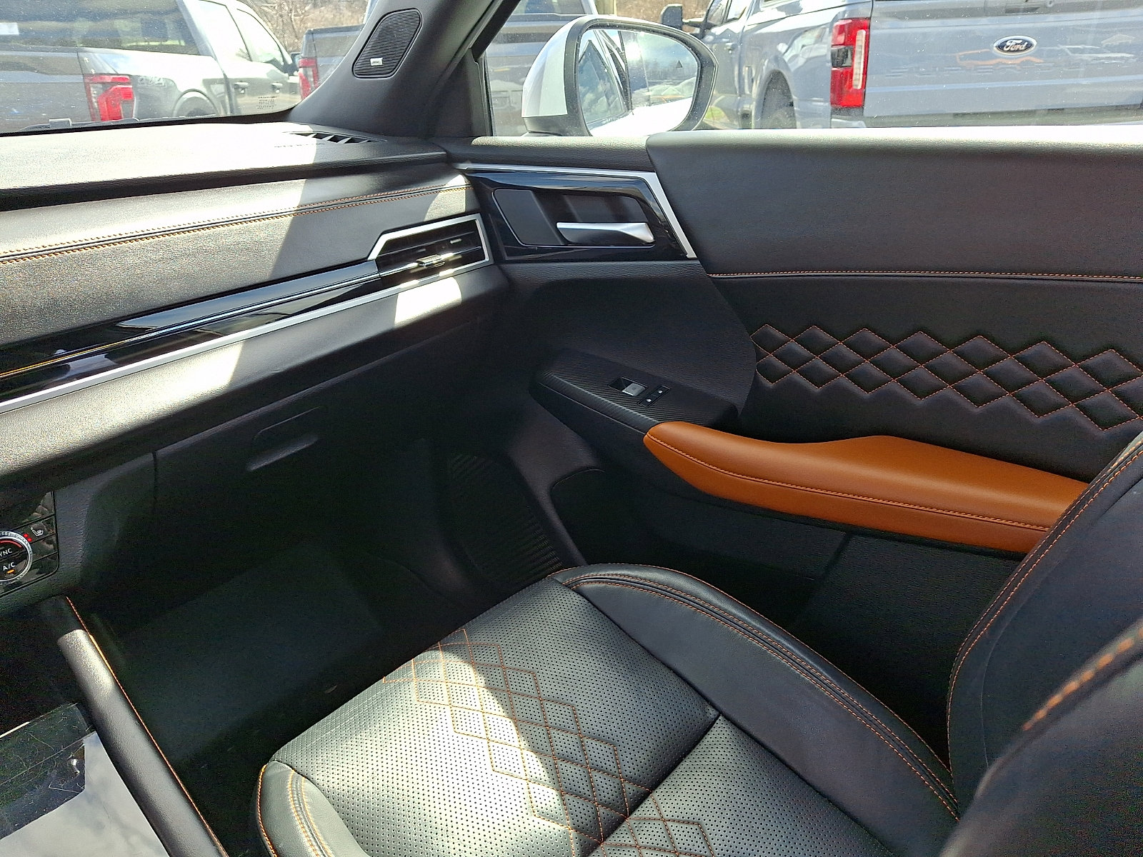 Used 2022 Mitsubishi Outlander SEL image 16