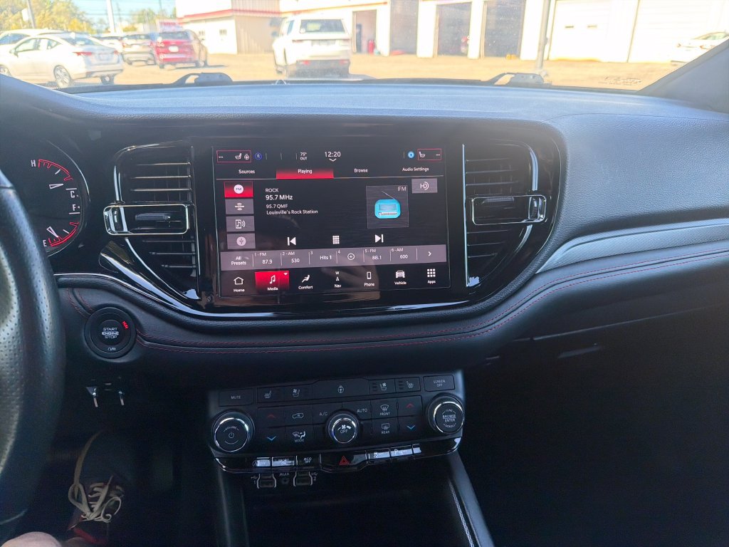 Used 2024 Dodge Durango GT RWD image 21