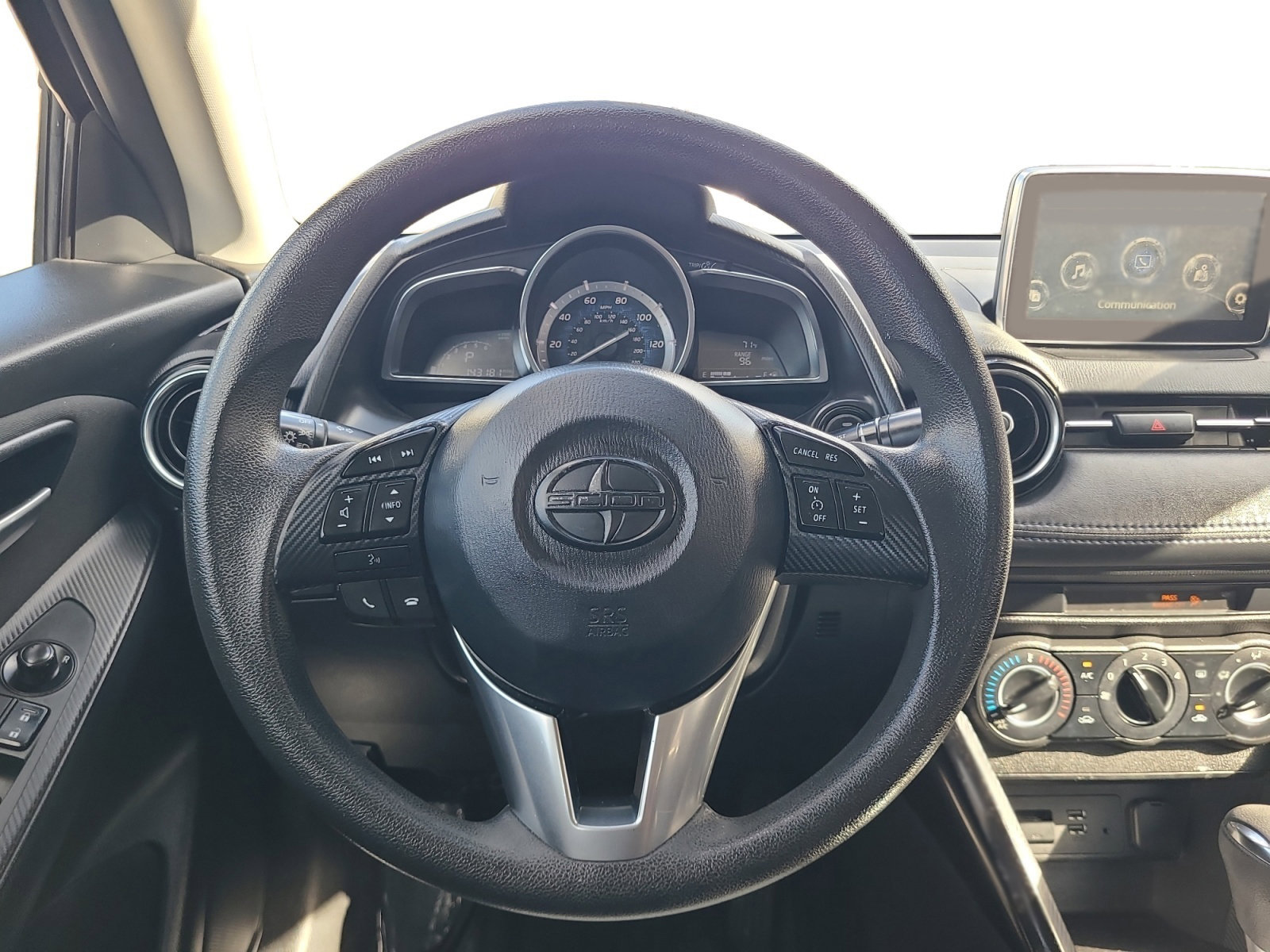 Used 2016 Scion iA image 12