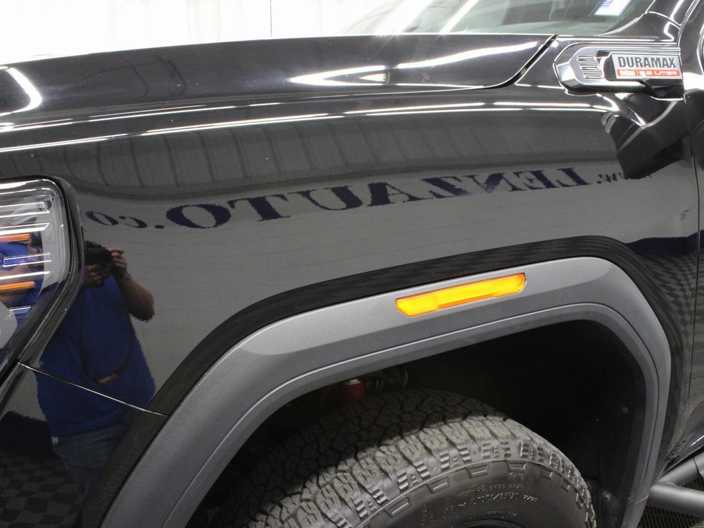 Used 2024 GMC Sierra 2500 AT4 image 49