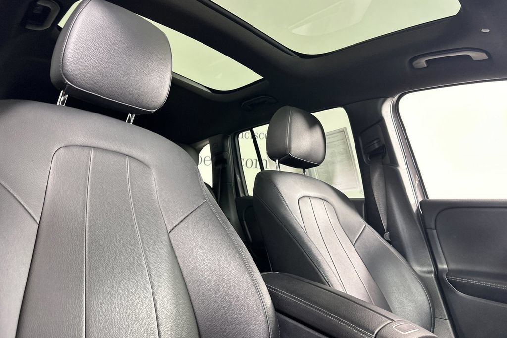Certified 2022 Mercedes-Benz GLB 250 4MATIC image 23
