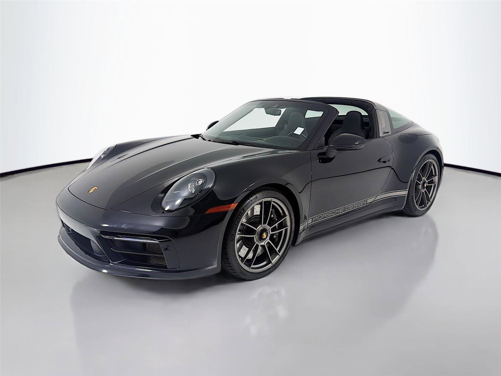 Certified 2023 Porsche 911 50th Anniversary Edition AWD/4WD image 6