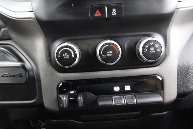 Used 2021 RAM 3500 Big Horn image 27