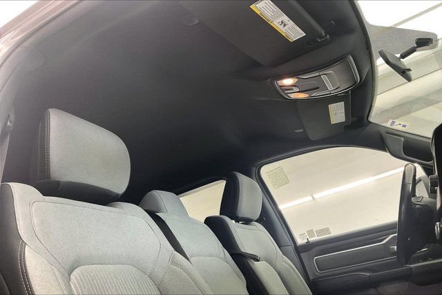 Used 2022 RAM 1500 Big Horn AWD/4WD image 24