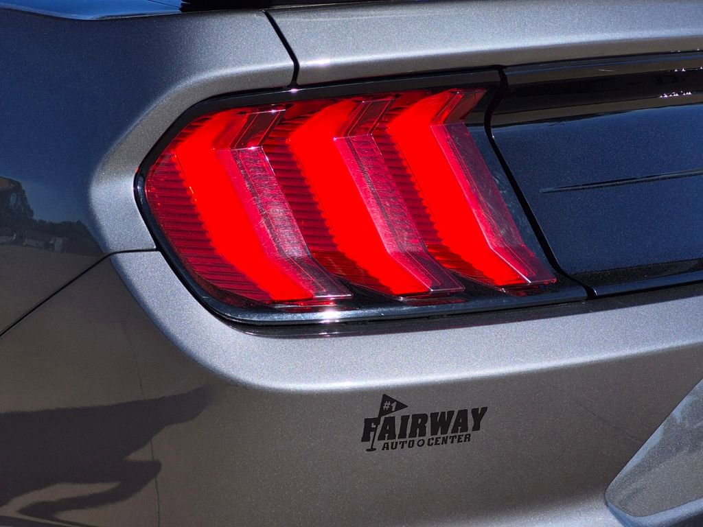 Used 2023 Ford Mustang Coupe RWD image 8