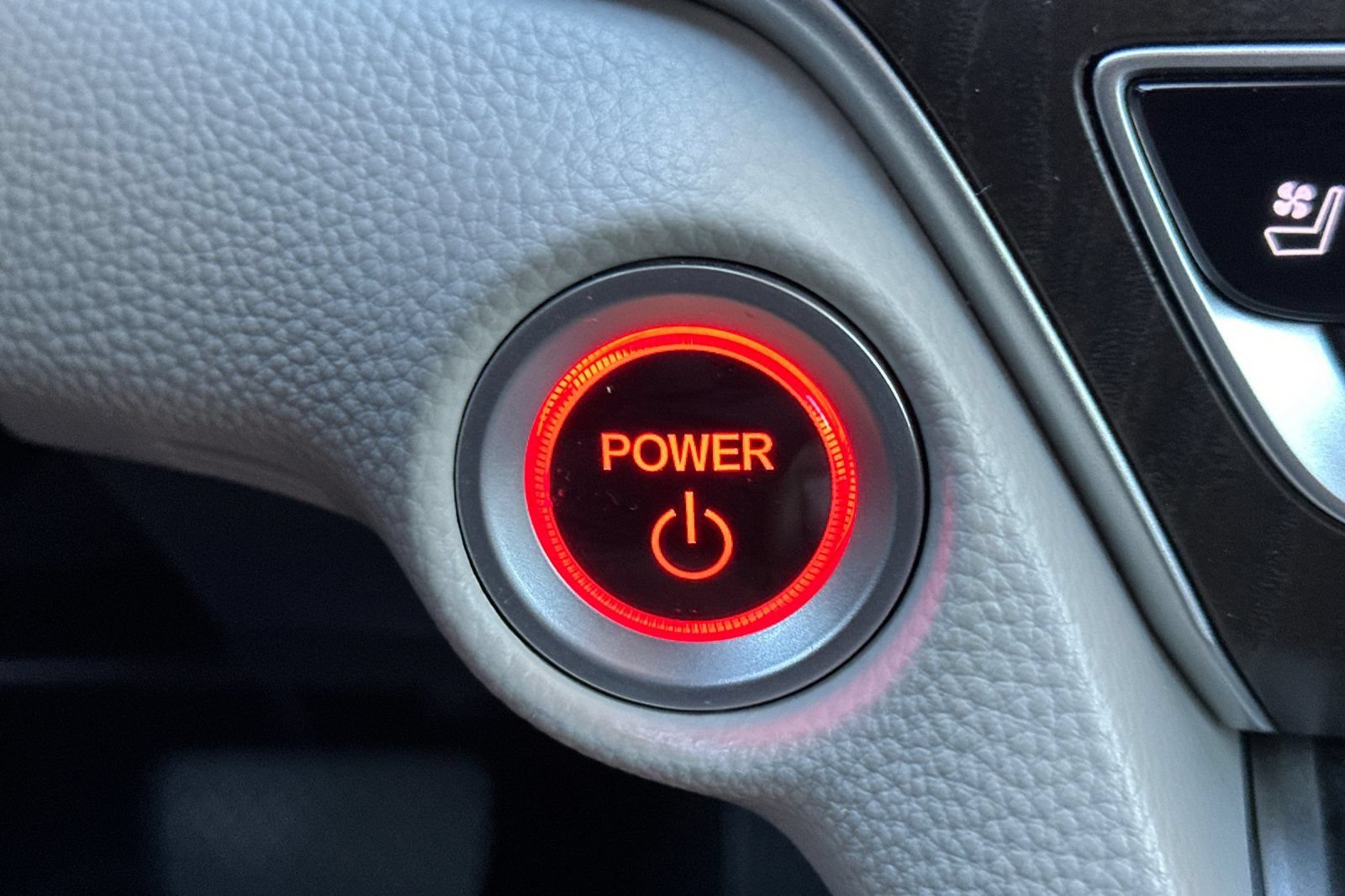 Used 2019 Honda Accord Touring image 22