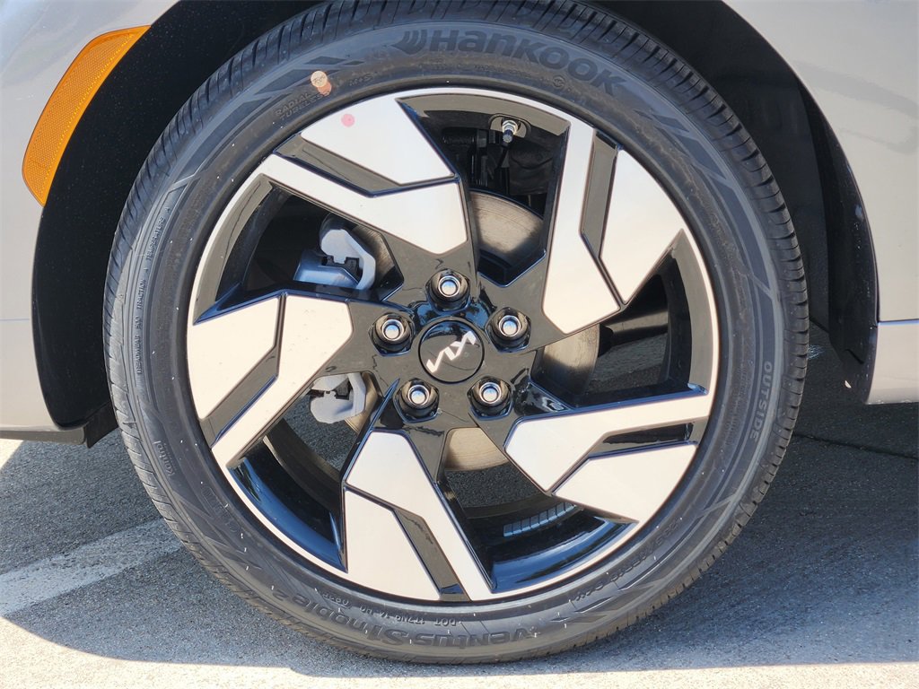 New 2025 Kia Soul GT-Line image 7