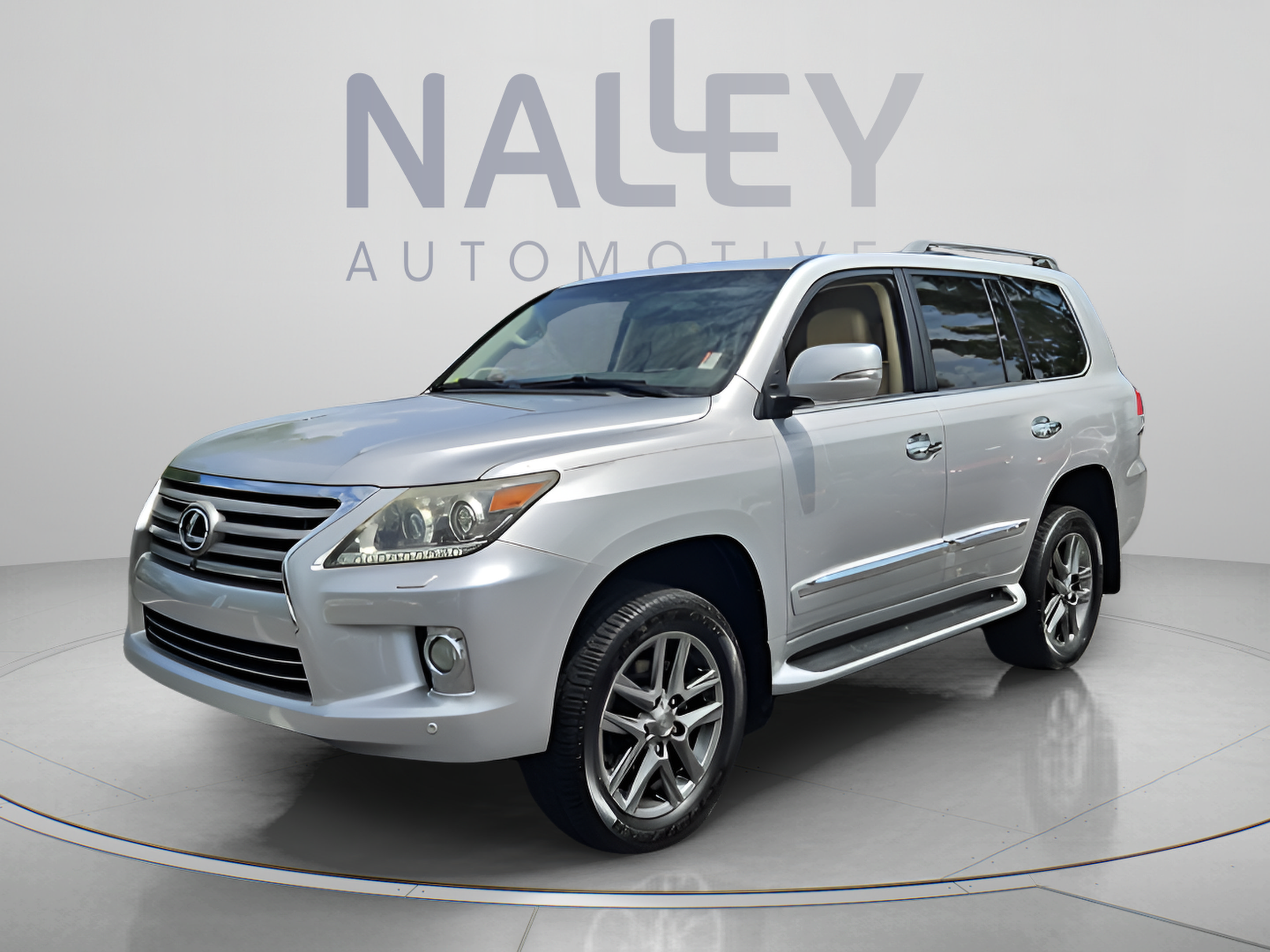 Used 2013 Lexus LX 570 4WD w/ Luxury Pkg image 1