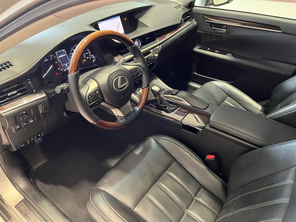 Used 2016 Lexus ES 350 FWD image 15