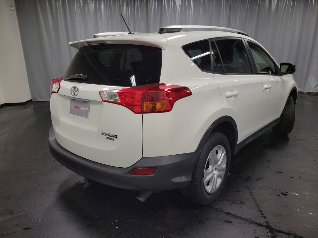 Used 2015 Toyota RAV4 LE image 8
