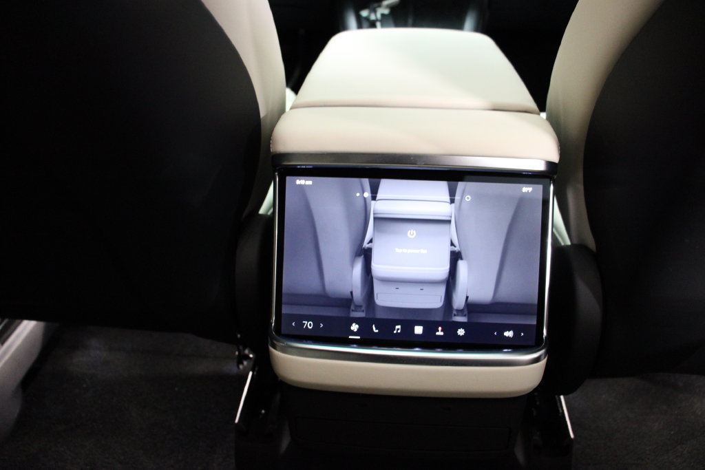 Used 2023 Tesla Model X AWD/4WD image 12