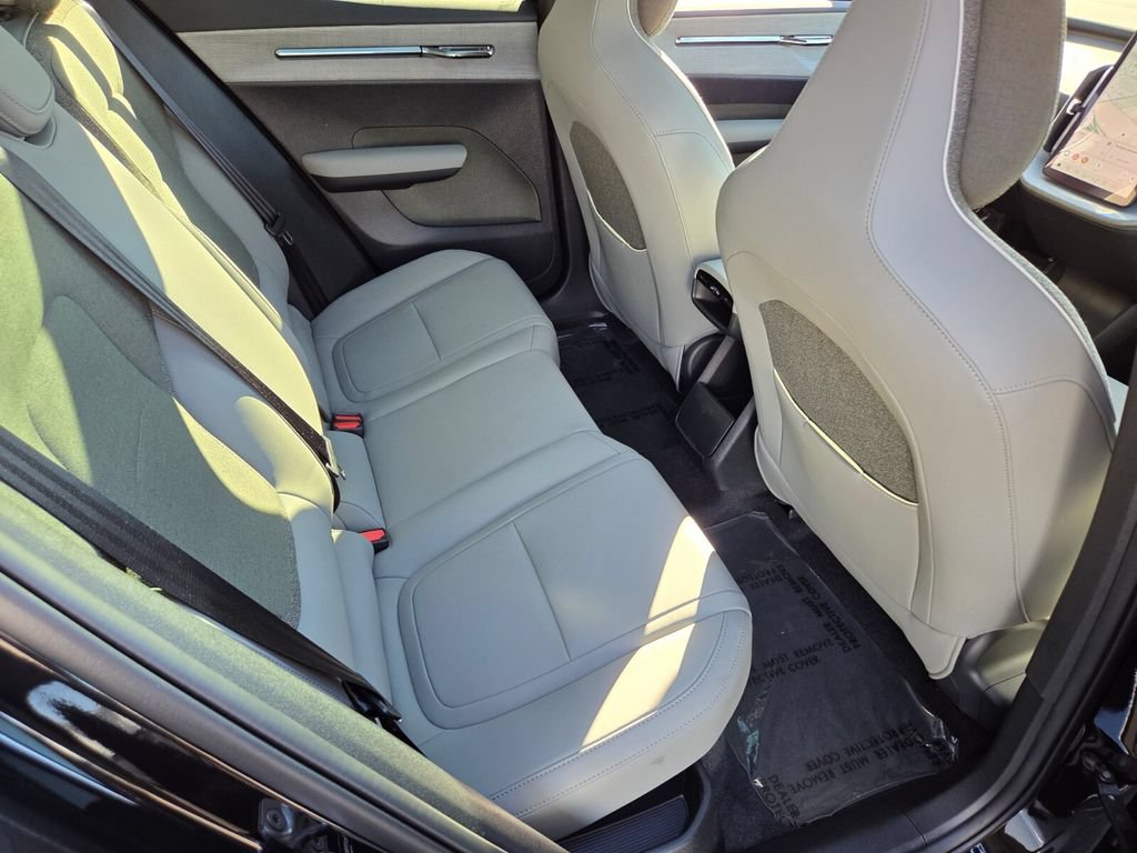 New 2025 Volvo EX30 Plus w/ Protection Package Premier AWD/4WD image 21