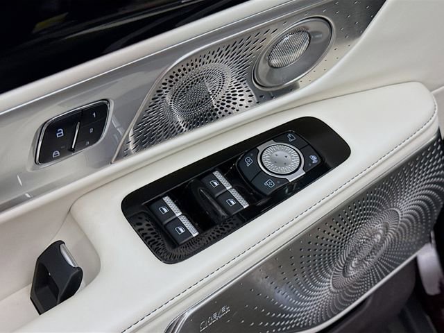 Used 2024 Lincoln Nautilus Black Label w/ Jet Appearance Package (87T) image 18