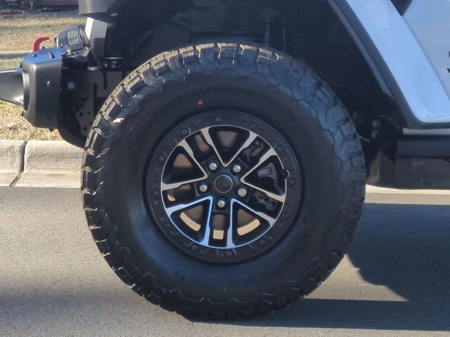 New 2026 Jeep Wrangler Unlimited Rubicon w/ Xtreme 35 Tire Package image 19