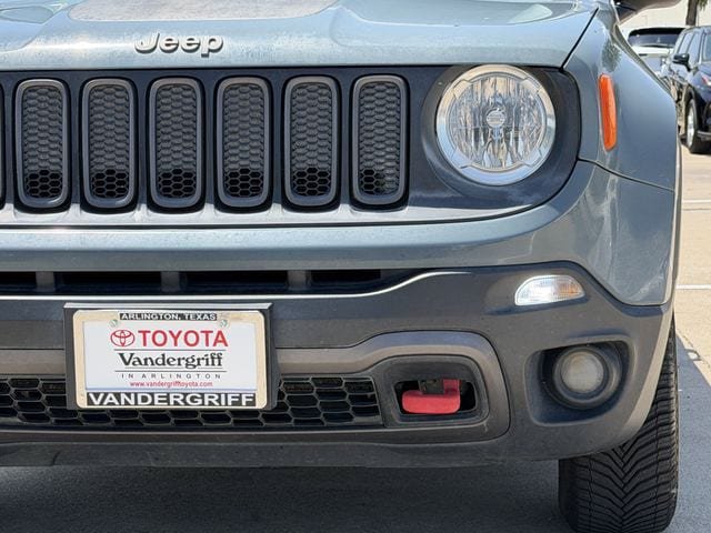 Used 2016 Jeep Renegade Trailhawk AWD/4WD image 9