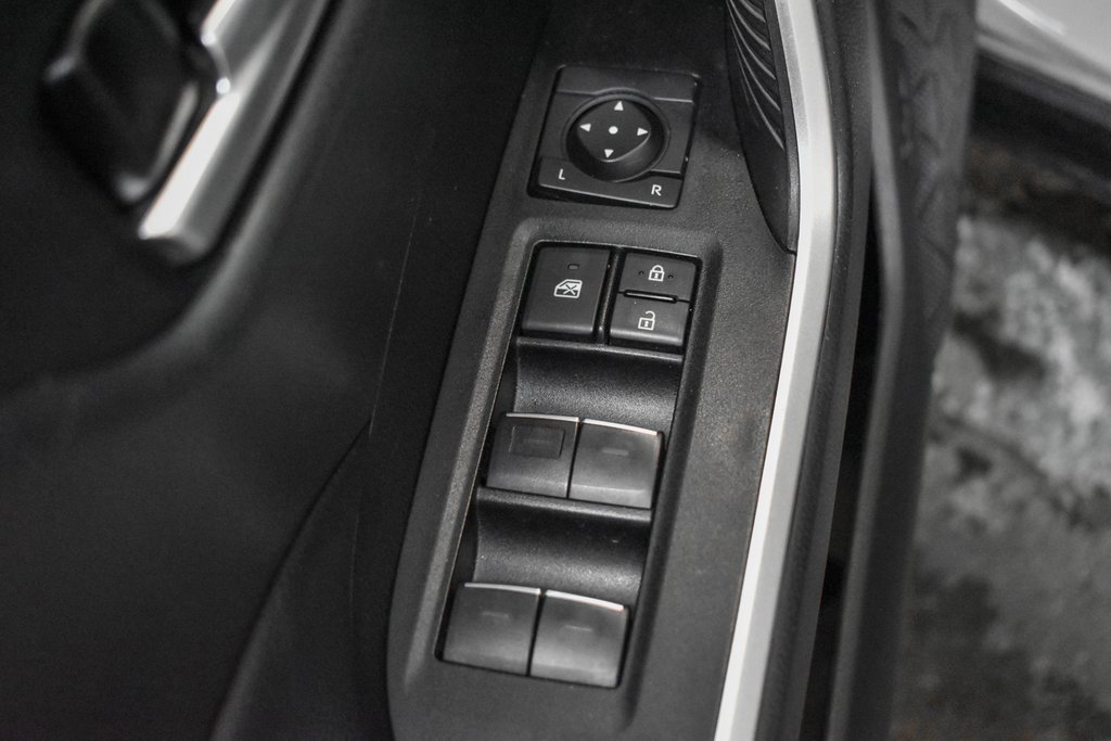 Used 2023 Toyota RAV4 XLE image 21