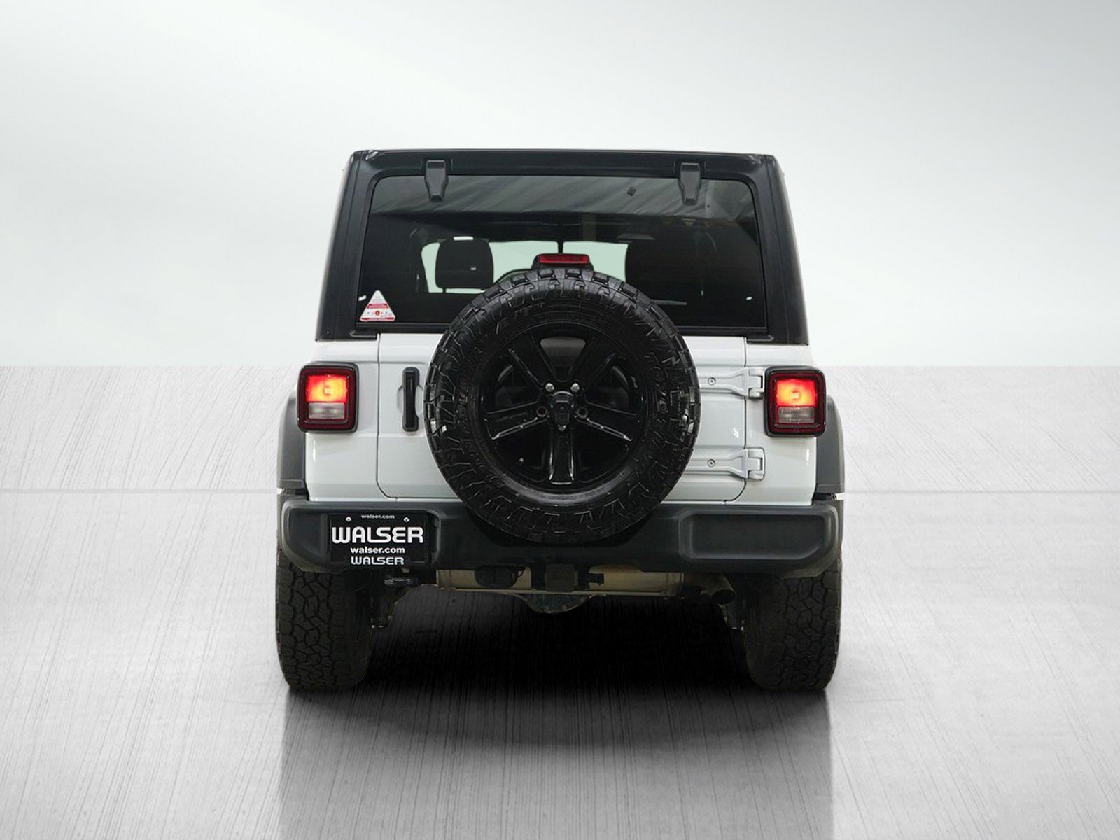 Used 2023 Jeep Wrangler Sport image 4