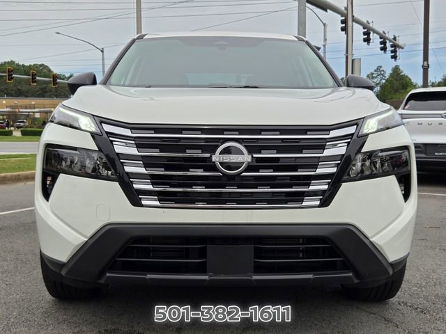 Used 2026 Nissan Rogue S FWD image 2
