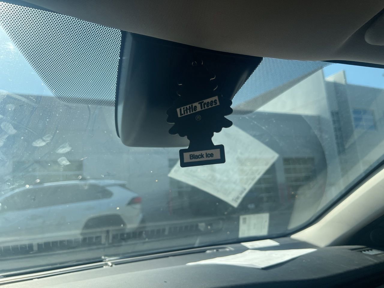 Used 2017 Toyota Corolla LE FWD image 11