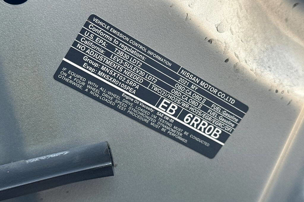 Used 2021 Nissan Rogue Platinum image 29