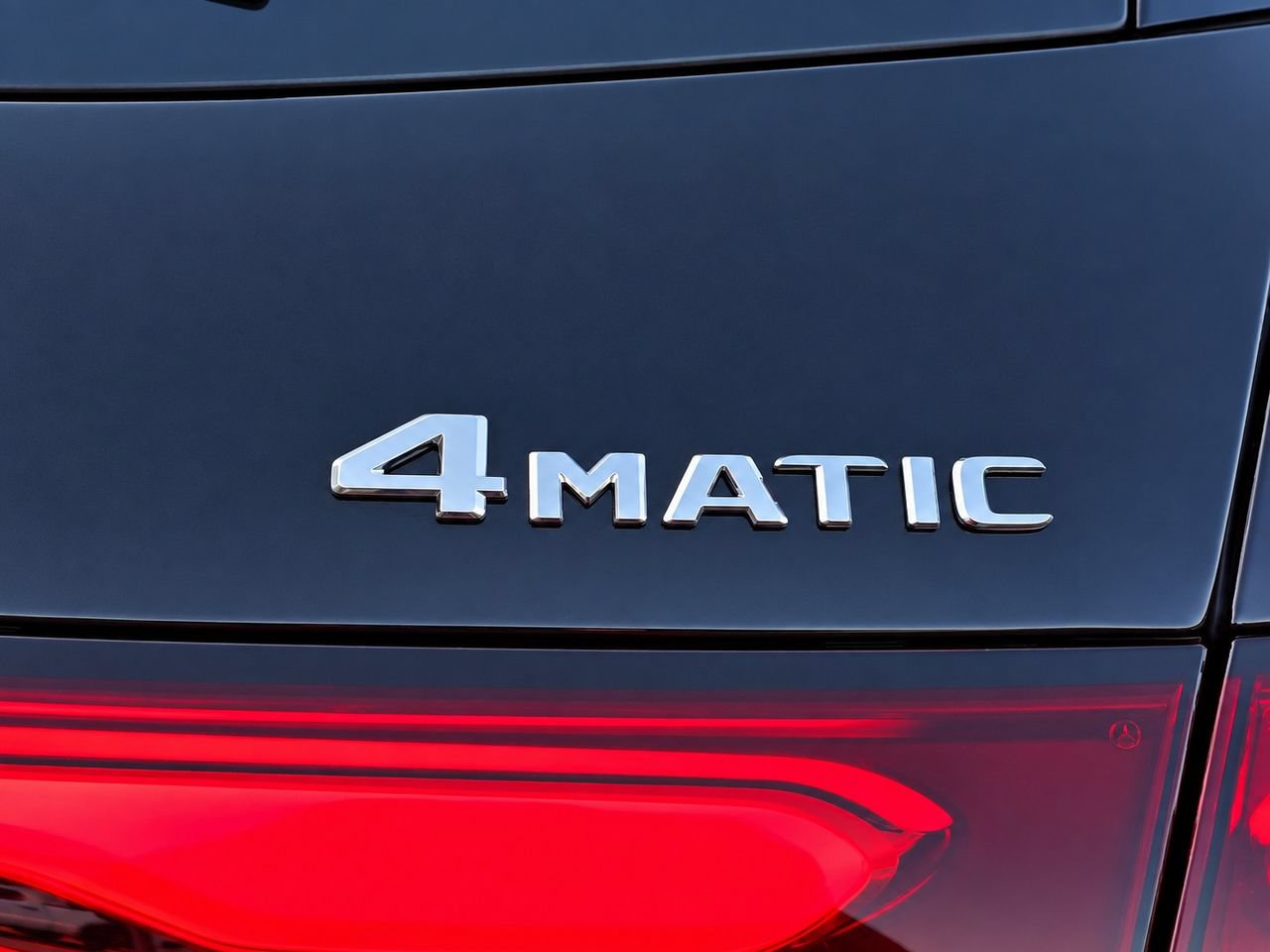 New 2027 Mercedes-Benz GLC 300 4MATIC image 7