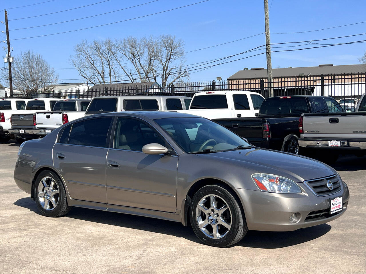 Used 2003 Nissan Altima 3.5 SE image 8