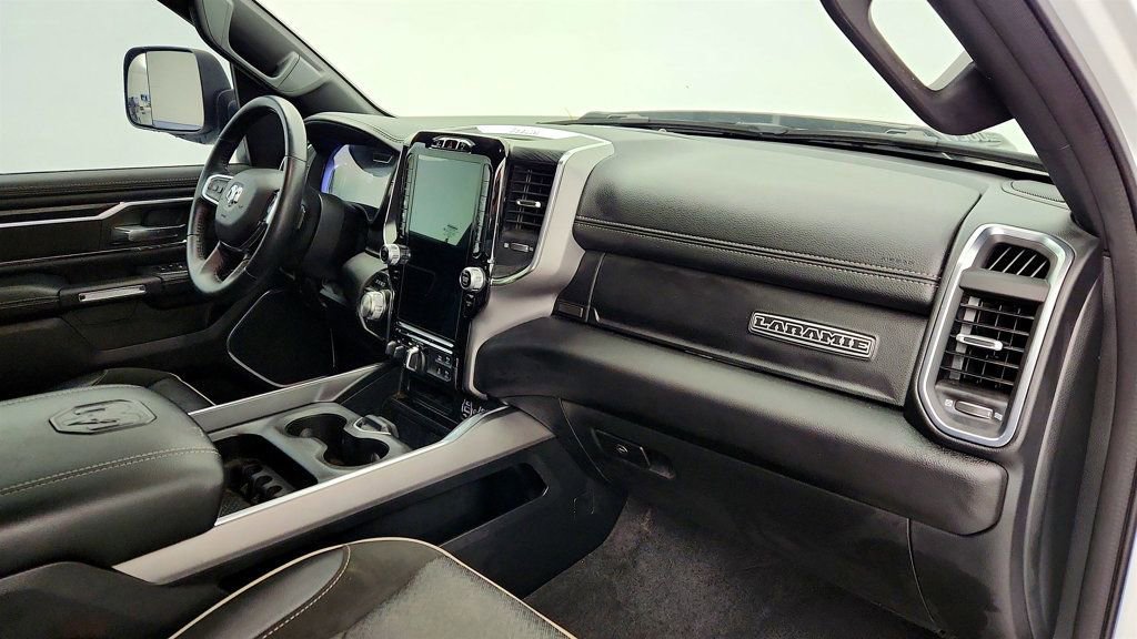 Used 2024 RAM 1500 Laramie image 24
