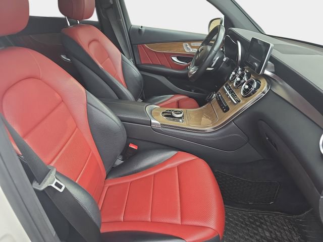 Used 2018 Mercedes-Benz GLC 300 4MATIC Coupe image 12