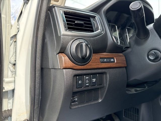 Used 2018 Nissan Titan Platinum Reserve w/ Platinum Utility Package image 30