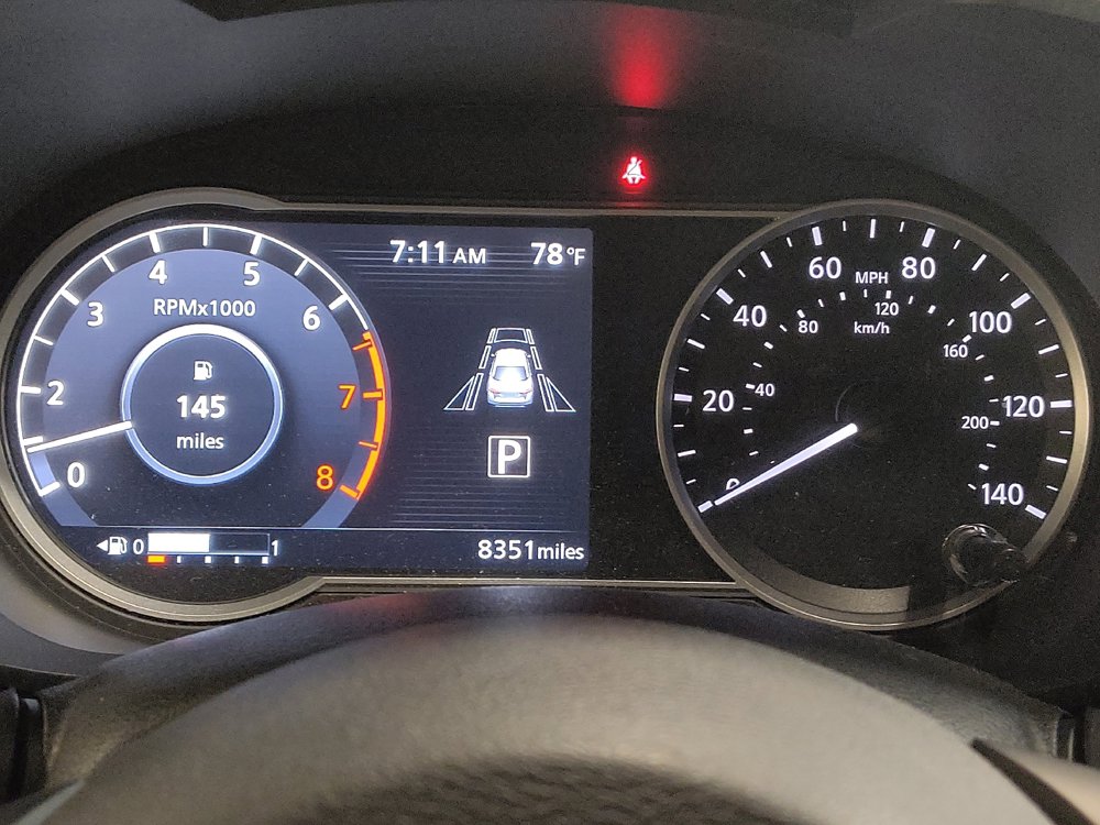 Used 2025 Nissan Versa SR w/ Trunk Package FWD image 23